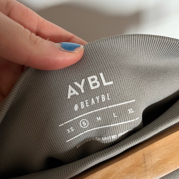 AYBL leggings - Picture 7 of 7